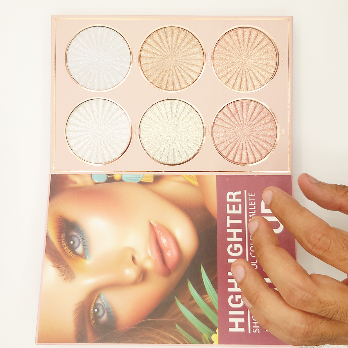Mocallure 6-in-1 All-in-One Makeup Palette
