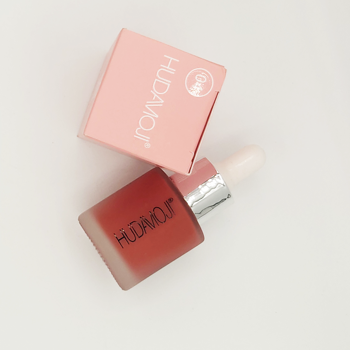Huda Voji Liquid Blush – Dewy Natural Glow