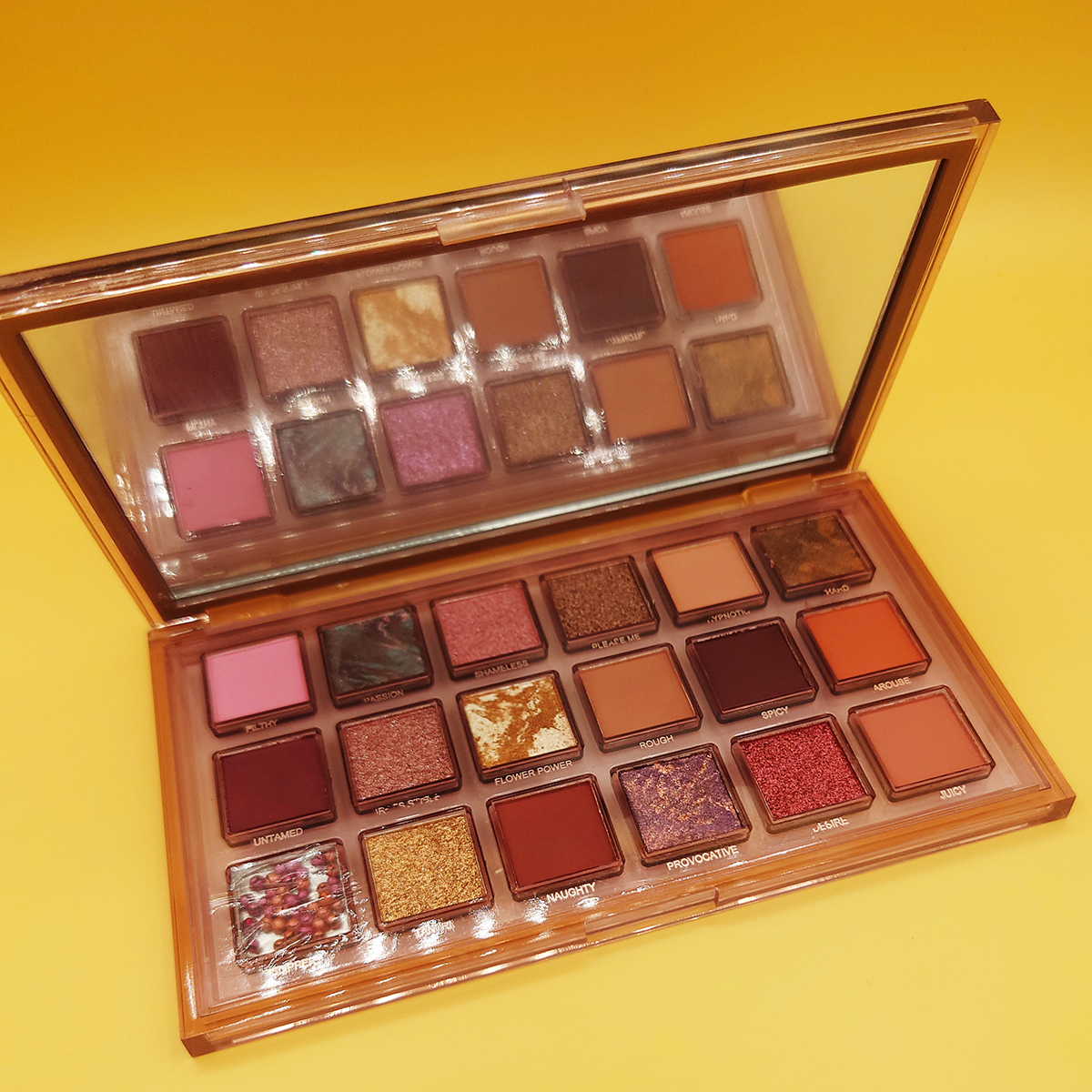 MUICIN Nude Naughty Eyeshadow Palette