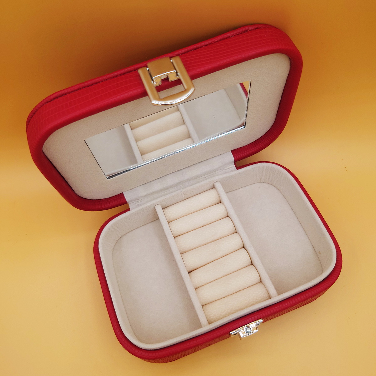 Stylish And Classic Makup Bags