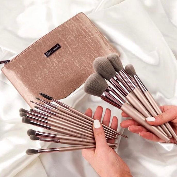 BH Cosmetics Lavish Elegance – 15 Piece Brush Set with Bag